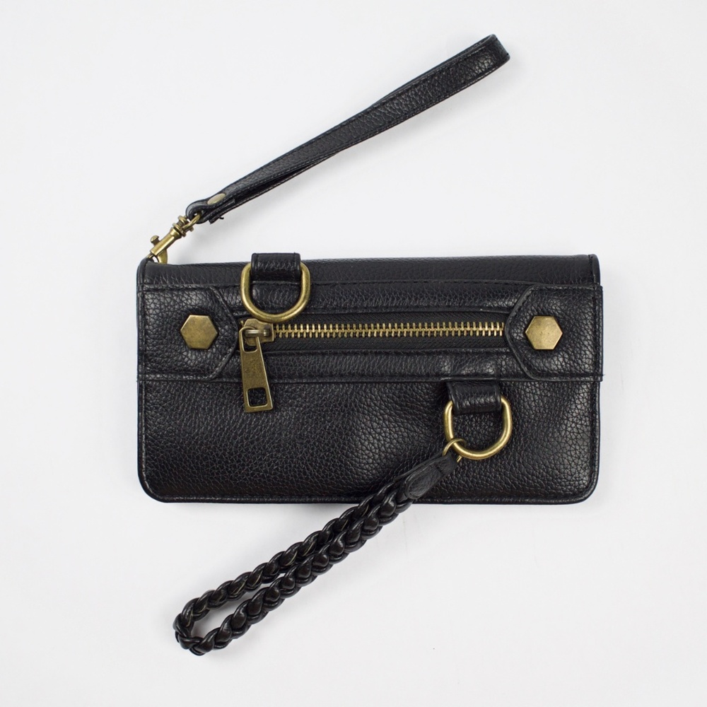 NWOT Glam Black Faux Leather Wristlet